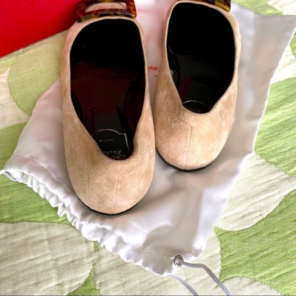 BNIB Roger Vivier Gommette ballet flats nude suede w tortoise buckle - Picture 4 of 9